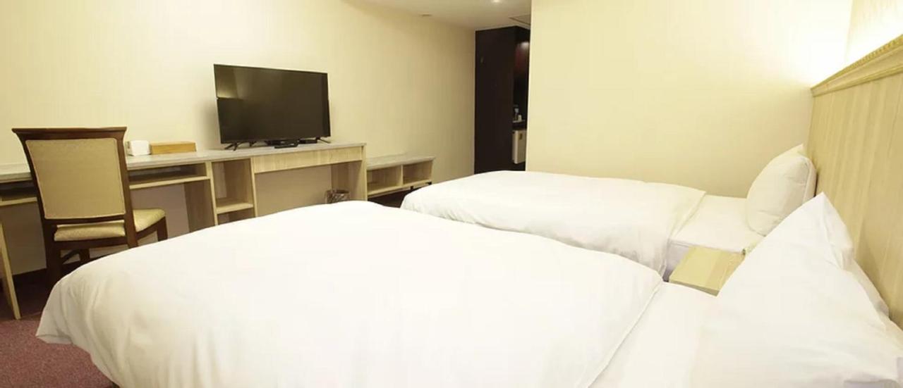 Hotel Avenue Sin-ču Exteriér fotografie