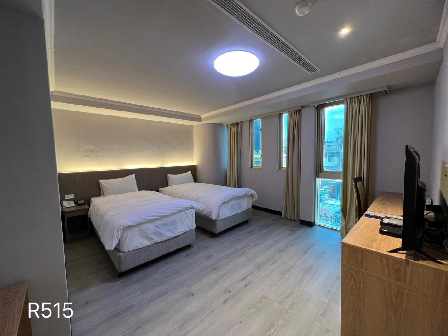 Hotel Avenue Sin-ču Exteriér fotografie