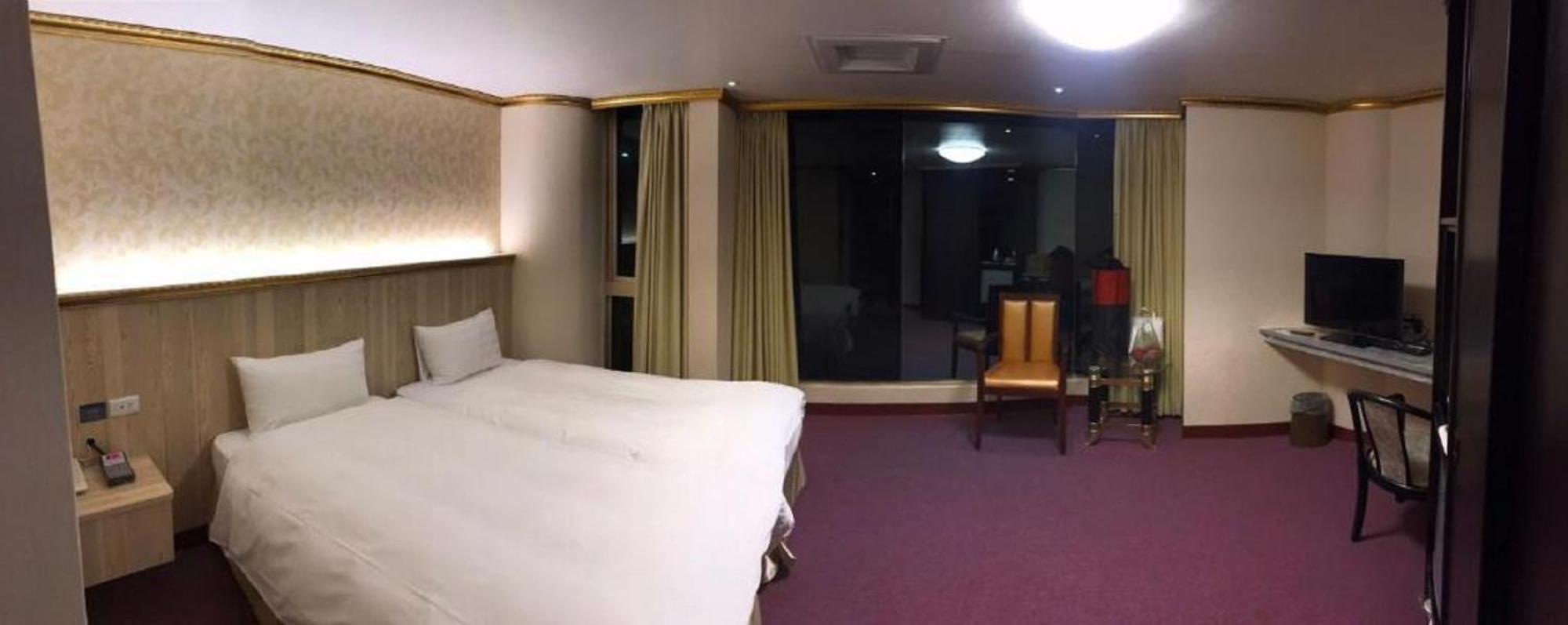 Hotel Avenue Sin-ču Pokoj fotografie